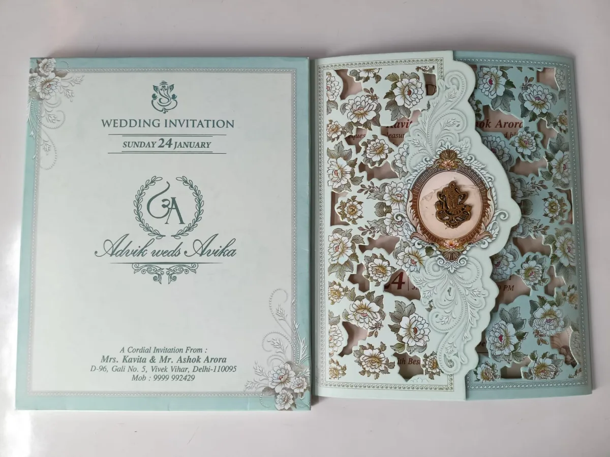Wedding card: view 3